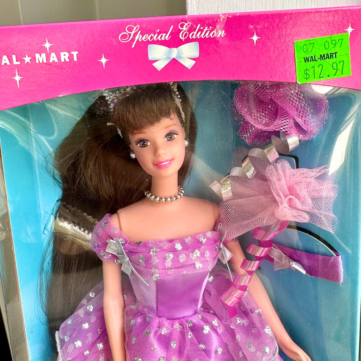 1996 Special Edition Pretty Choices Teresa Barbie In Box