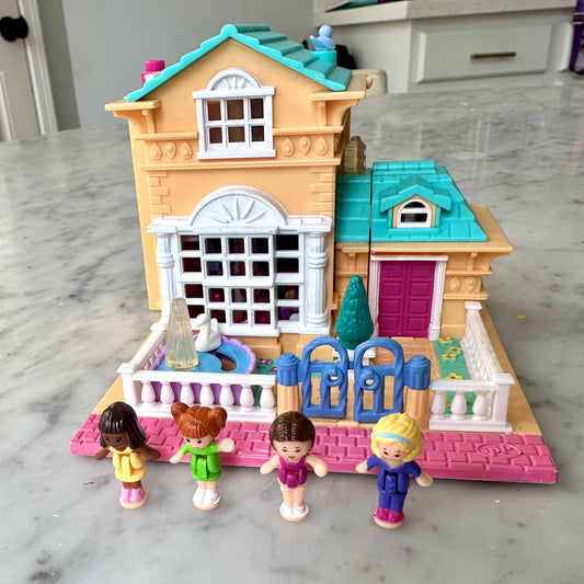 1994 Polly Pocket Light Up Hotel