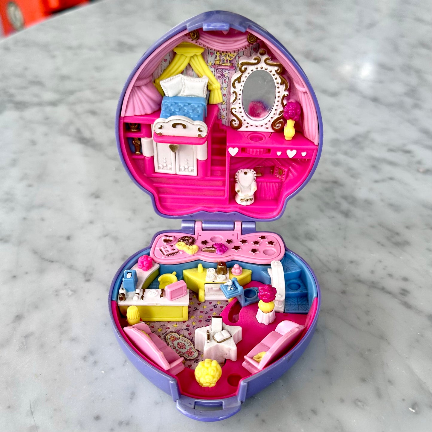 1995 Polly Pocket Super Star Happenin’ Hair Compact