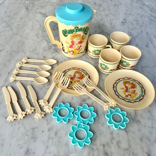 1984 Cabbage Patch Kids Dish Set