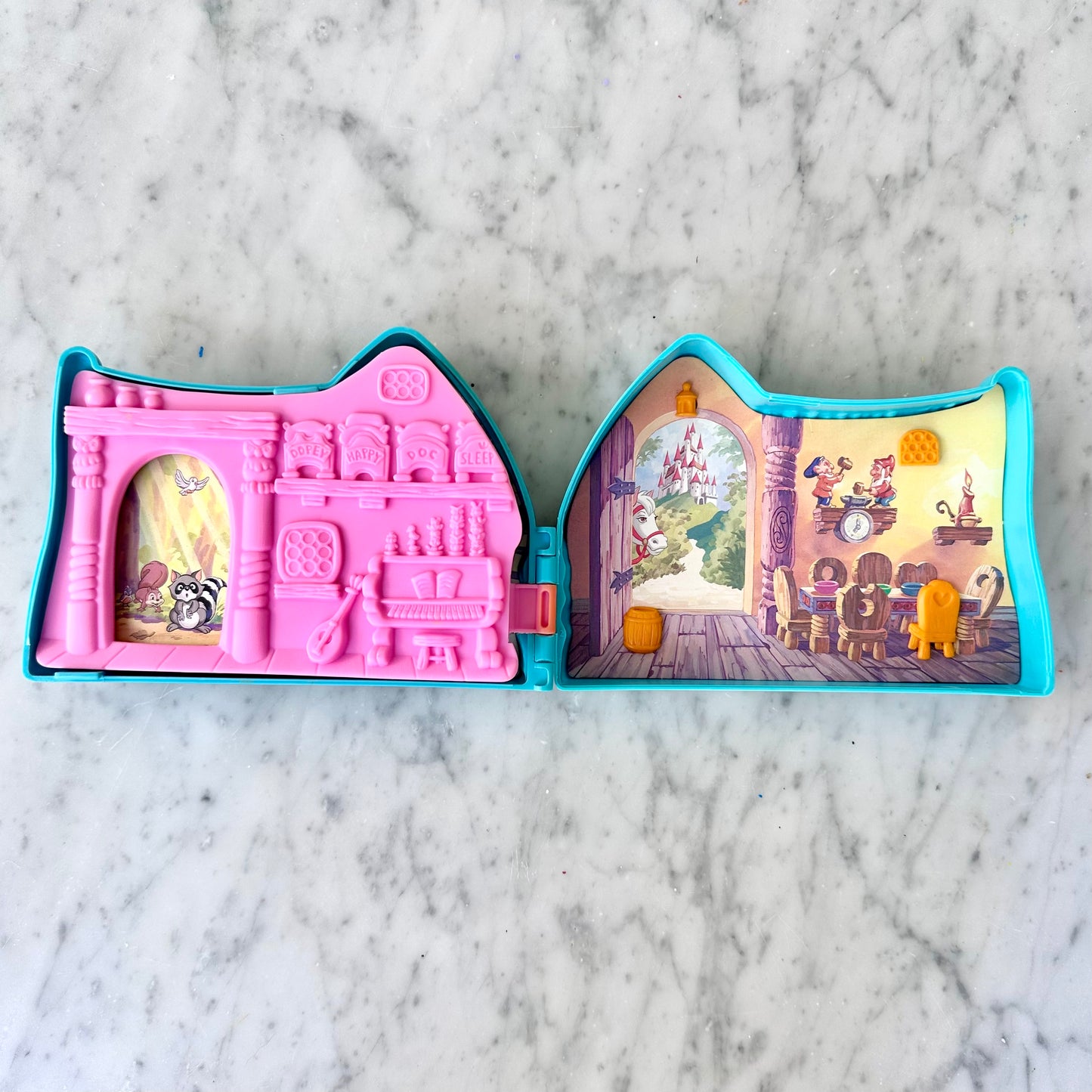 1993 Snow White Playset
