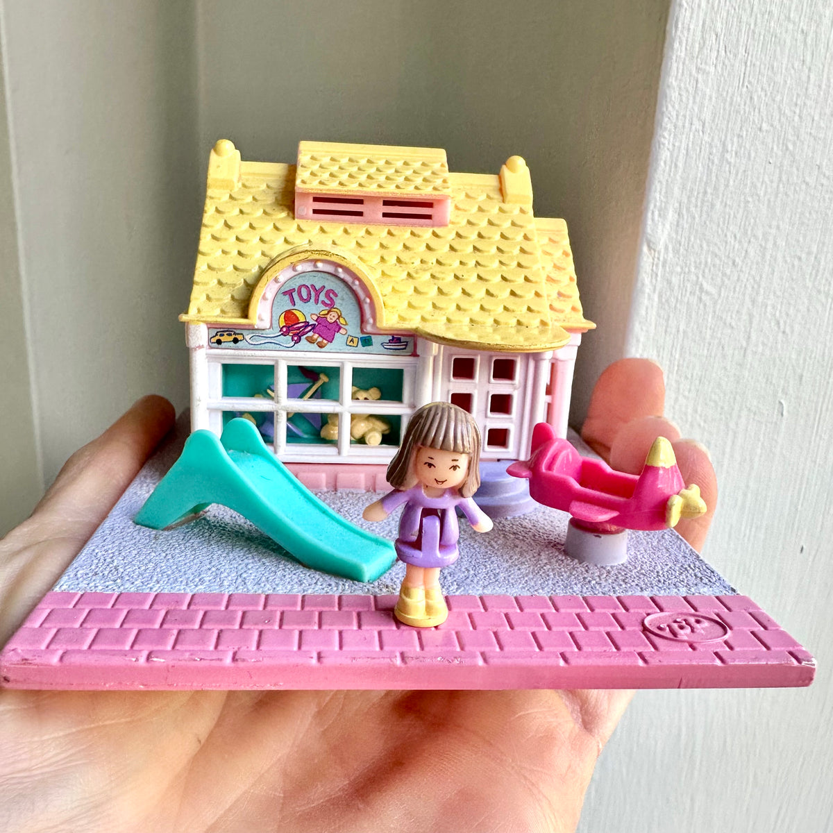 1993 Polly Pocket Toy Shop