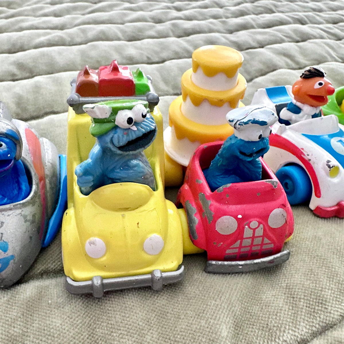 1983 Sesame Street Die Cast Toy Car Lot