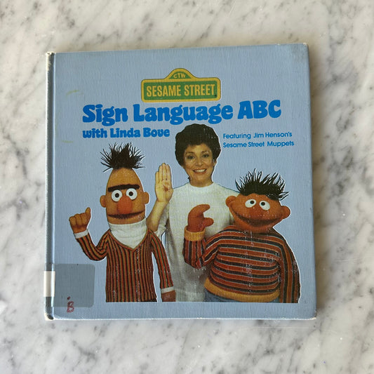 Sesame Street Sign Language Fun with Linda Bove Book