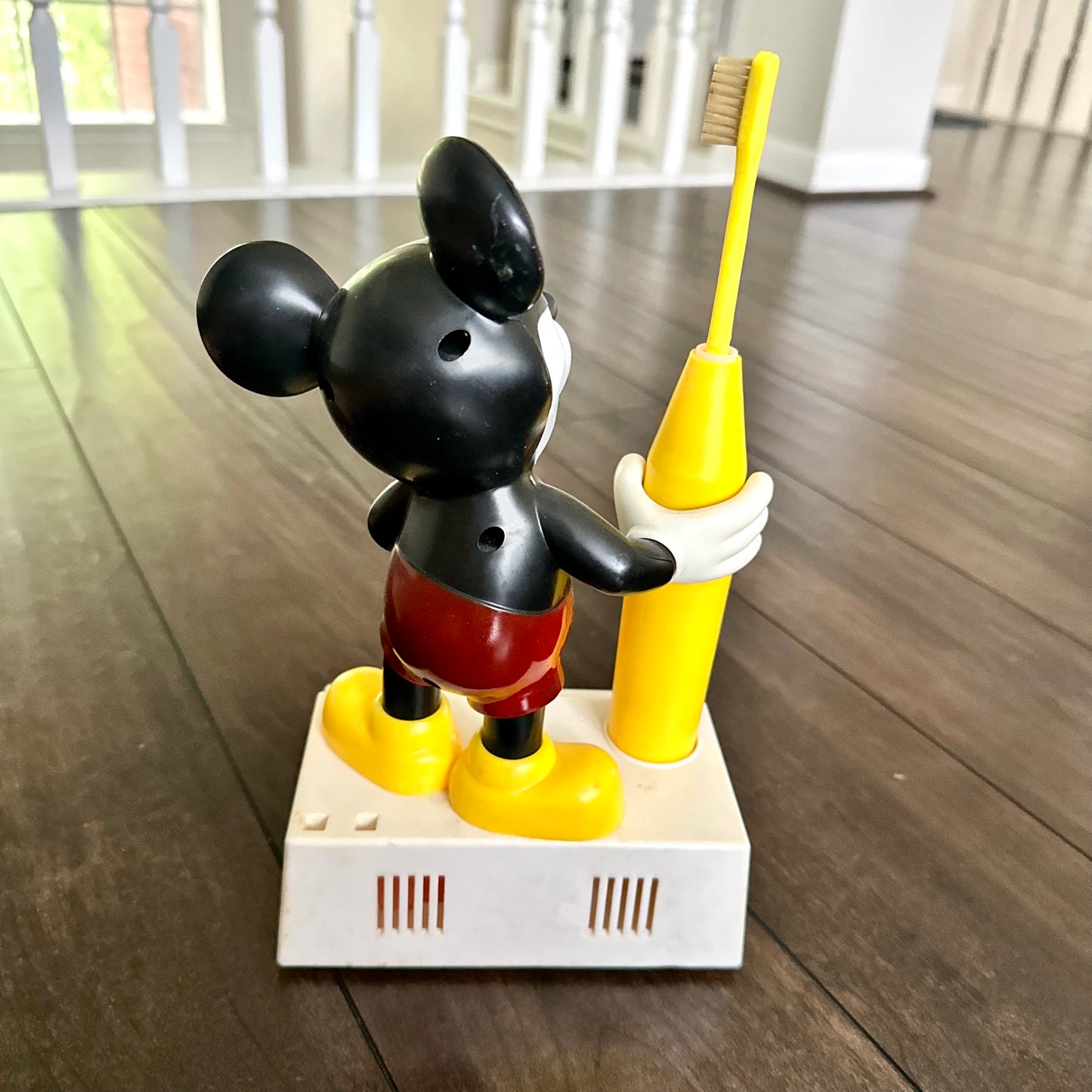 Vintage Mickey Mouse Talking Toothbrush *READ