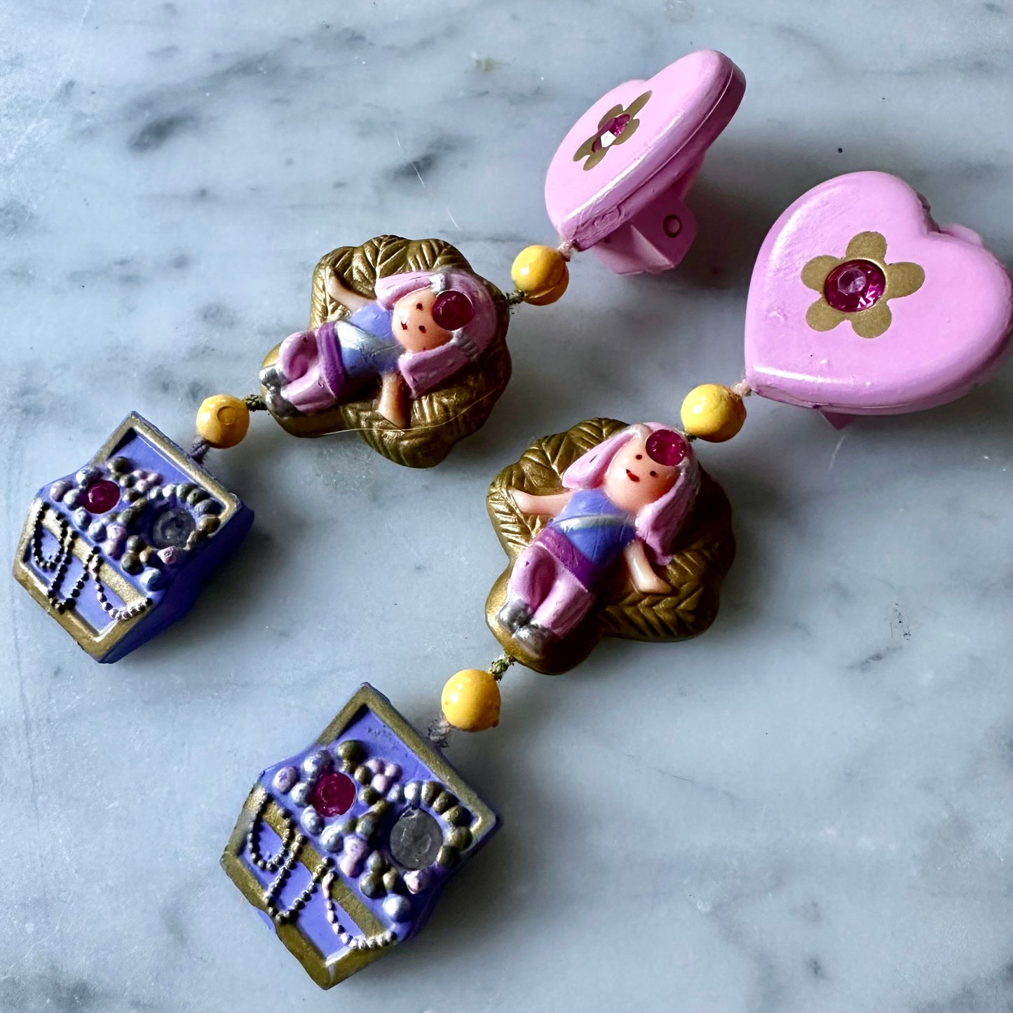 1992 Polly Pocket “Princess Yasmin’s Dangly Earrings”