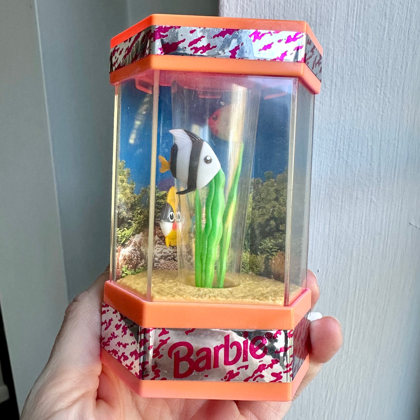 1995 Barbie Wind-Up Fish Tank