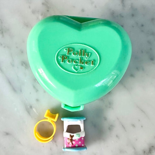 1991 Polly Pocket Midge’s Bedtime Ring and Compact