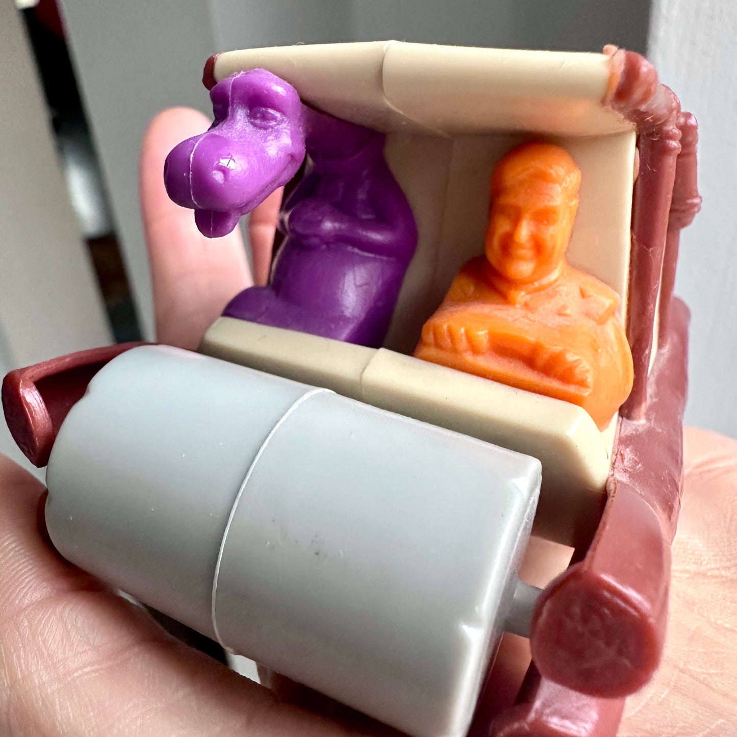 1994 The Flintstones Candy Toy