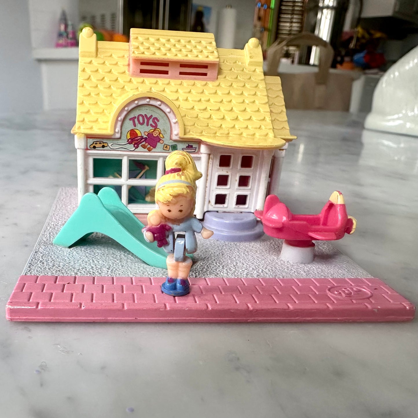 1993 Polly Pocket Toy Shop