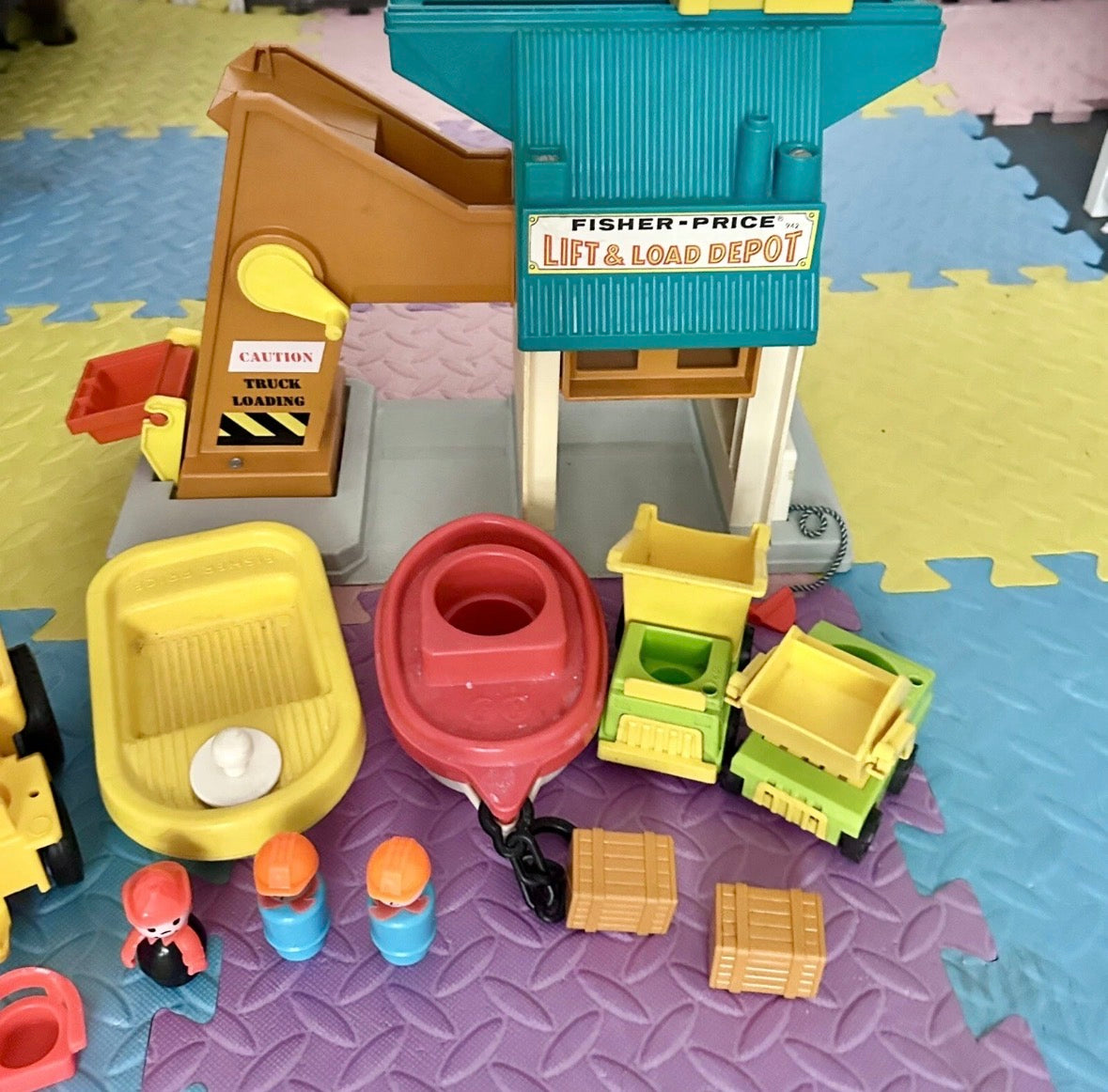 Vintage Fisher Price Lift & Load Depot