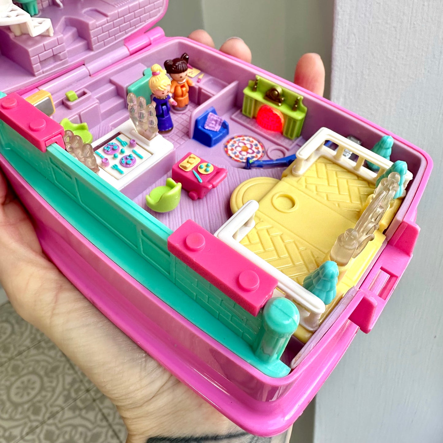 1994 Polly Pocket Starbright Dinner Party Compact