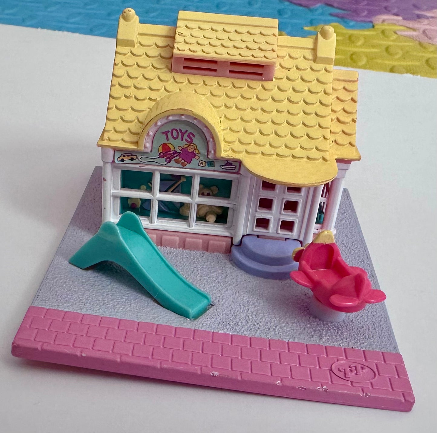 1993 Polly Pocket Toy Shop Pollyville