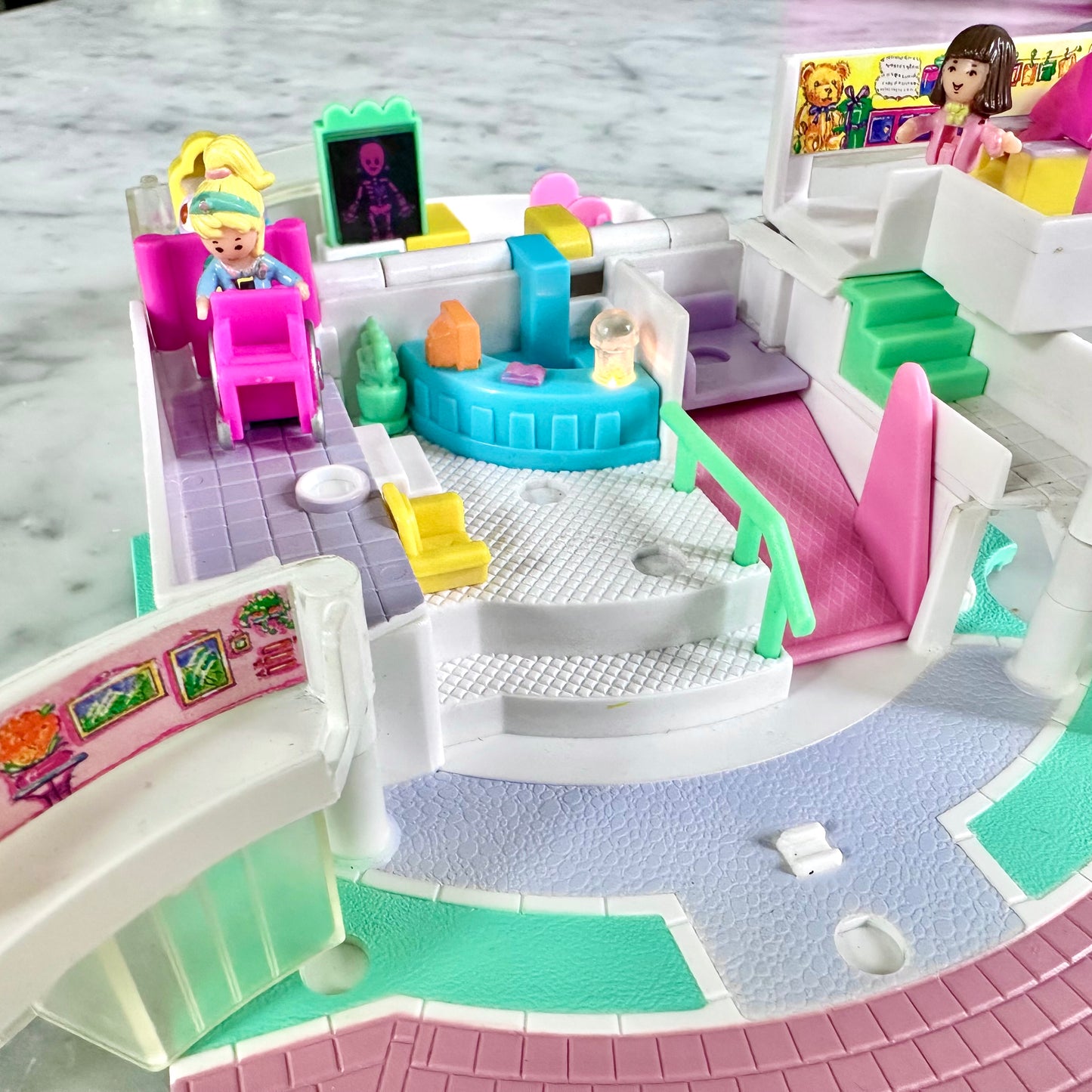 1995 Polly Pocket Children’s Hospital 100% Complete