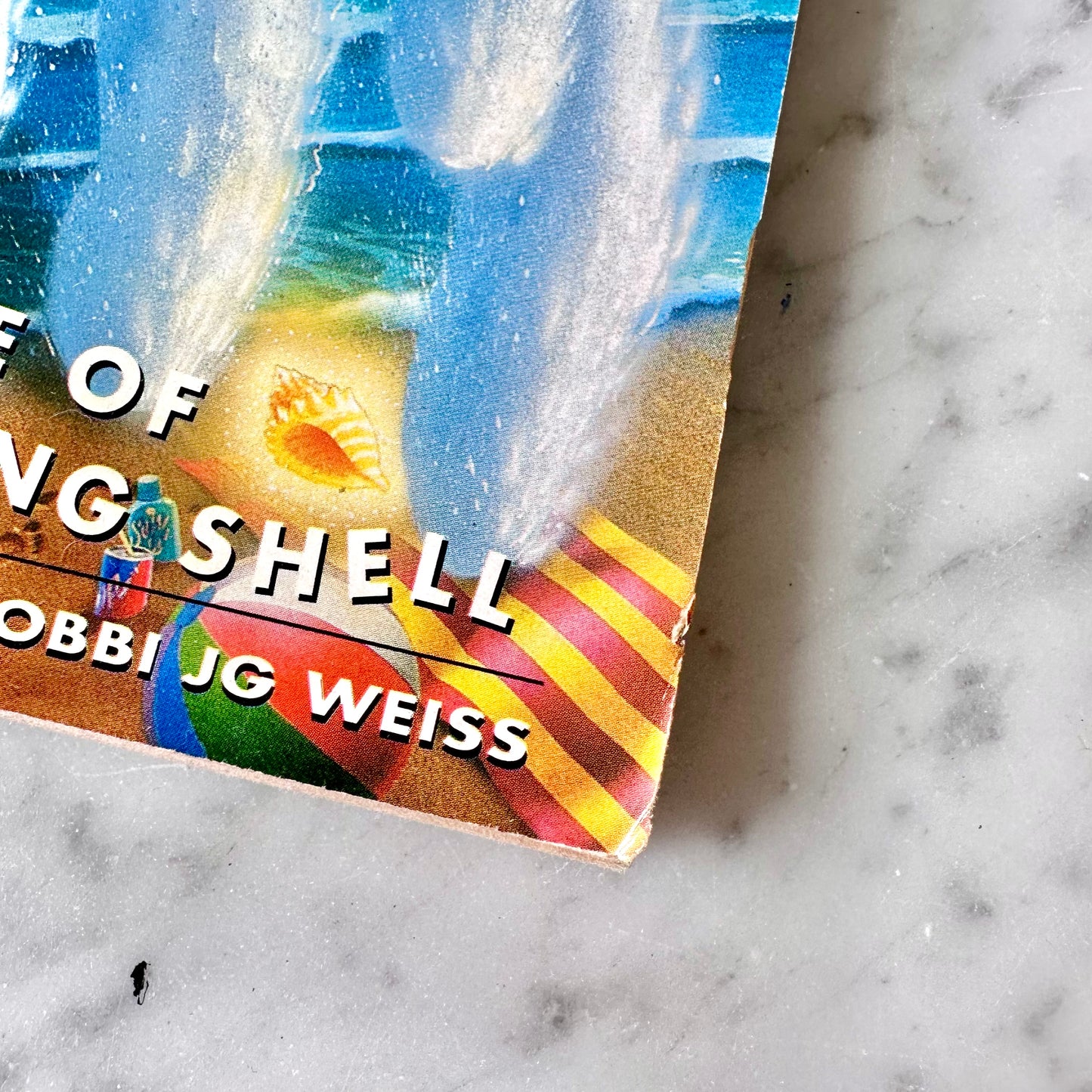 Nickelodeon Are You Afraid of the Dark “The Tale of the Shimmering Shell” Book