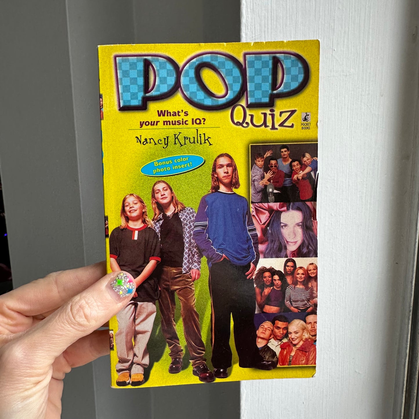 90’s Pop Quiz Book