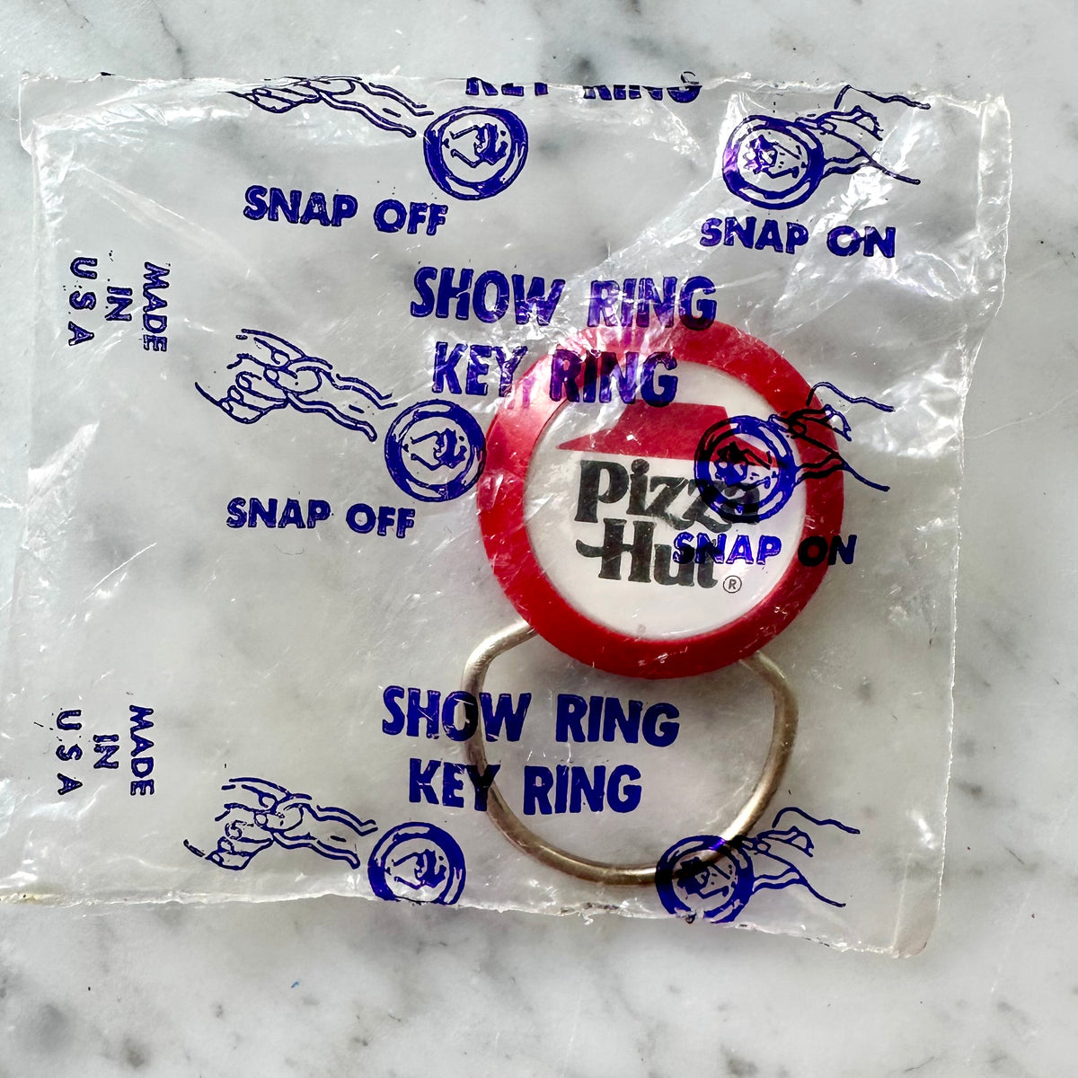 1980s Pizza Hut "Show Ring" Keychain