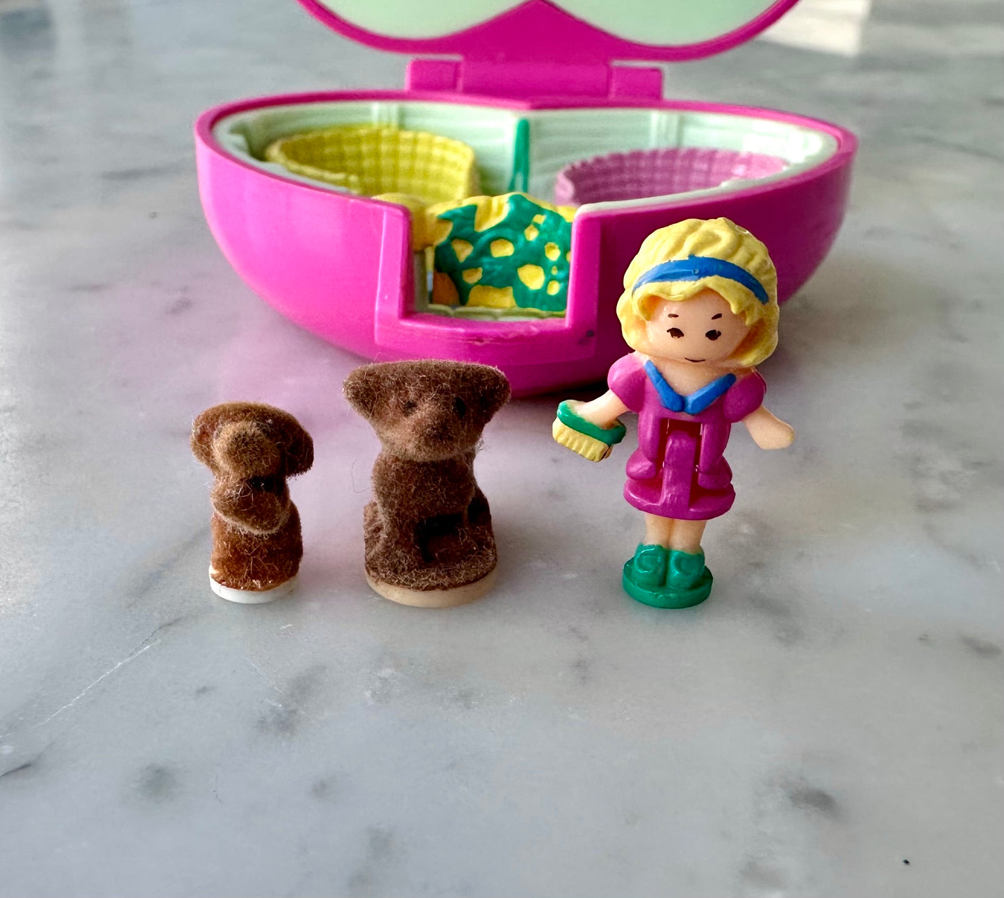 1993 Polly Pocket Precious Puppies 100% Complete