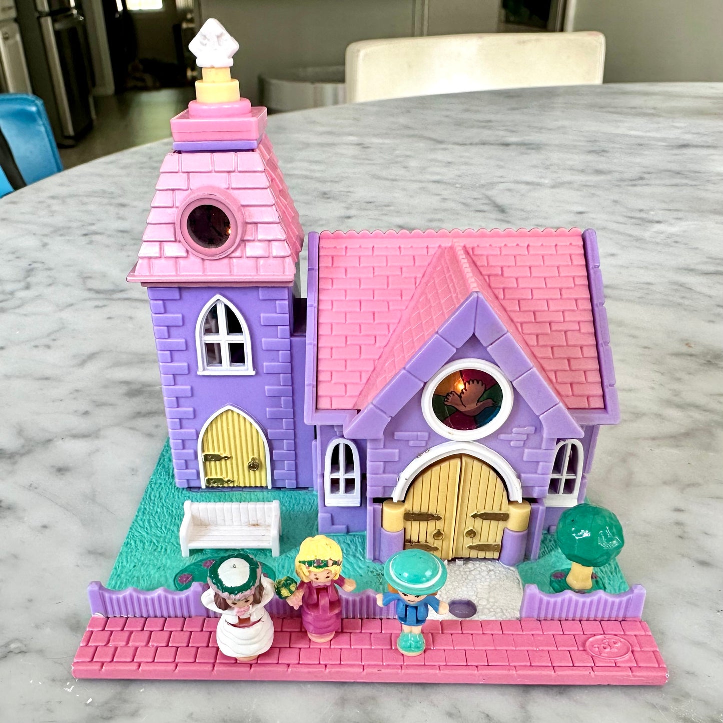 1993 Polly Pocket Wedding Chapel