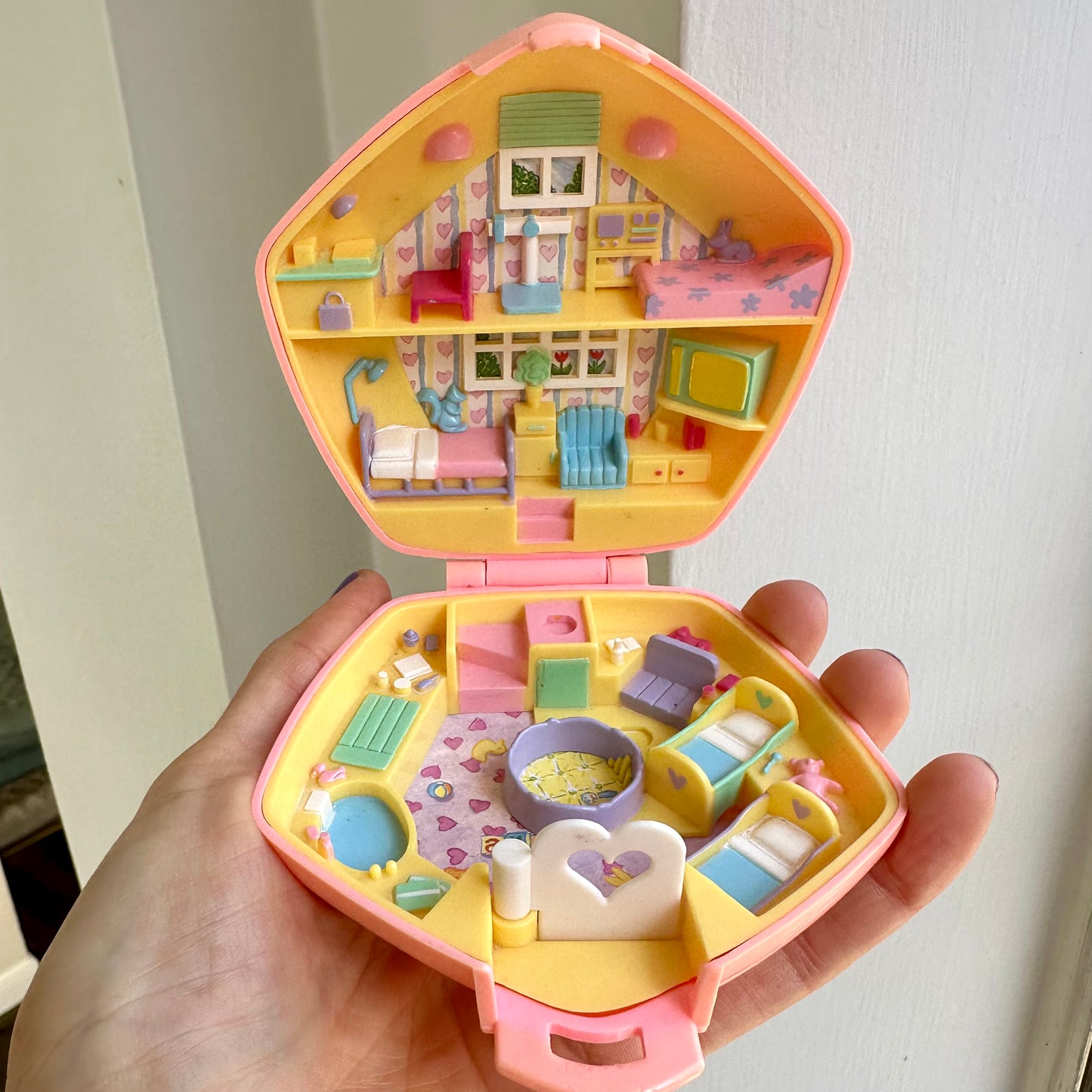 1992 Polly Pocket Polly In The Nursery