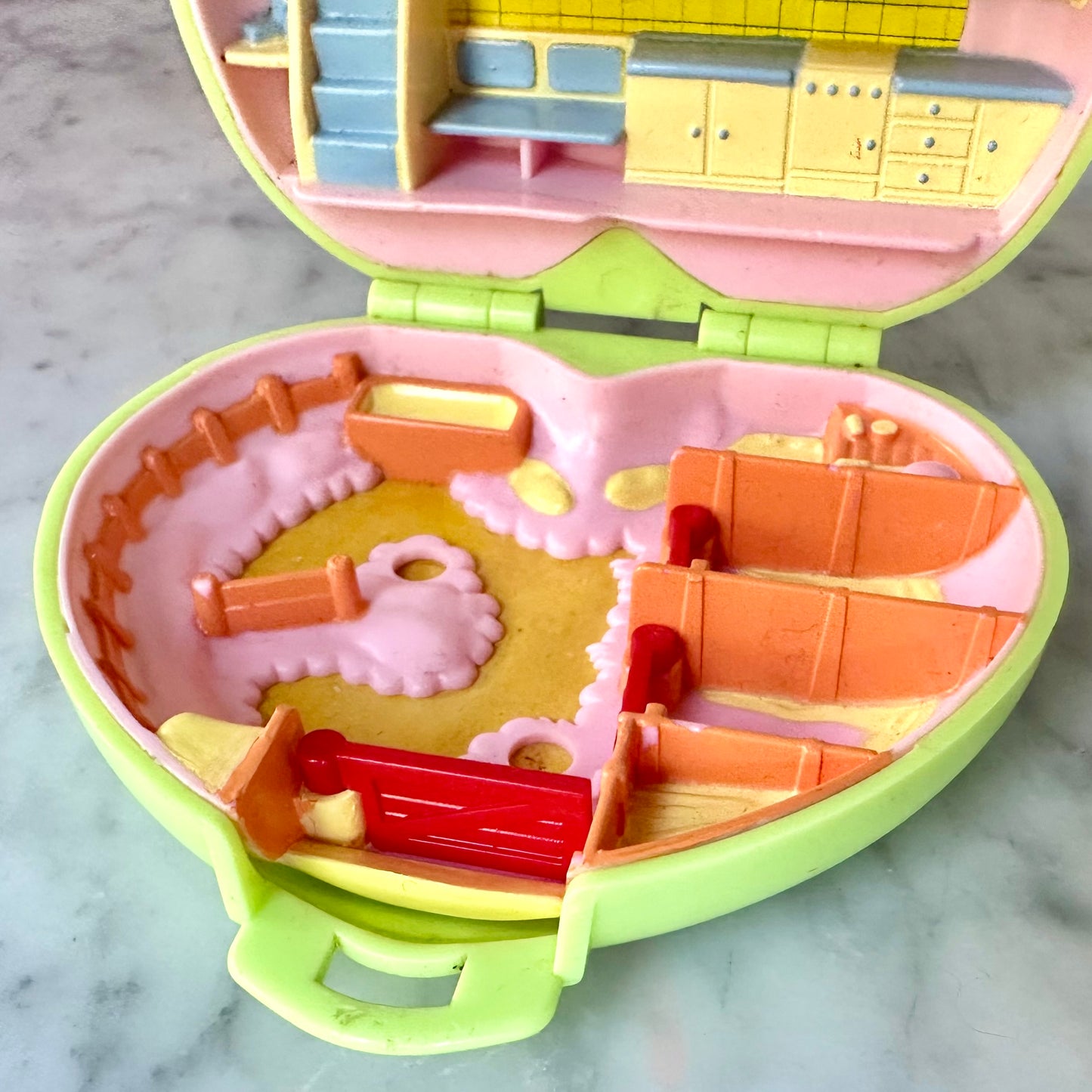 1989 Polly Pocket “Polly’s Pony Club “ Compact