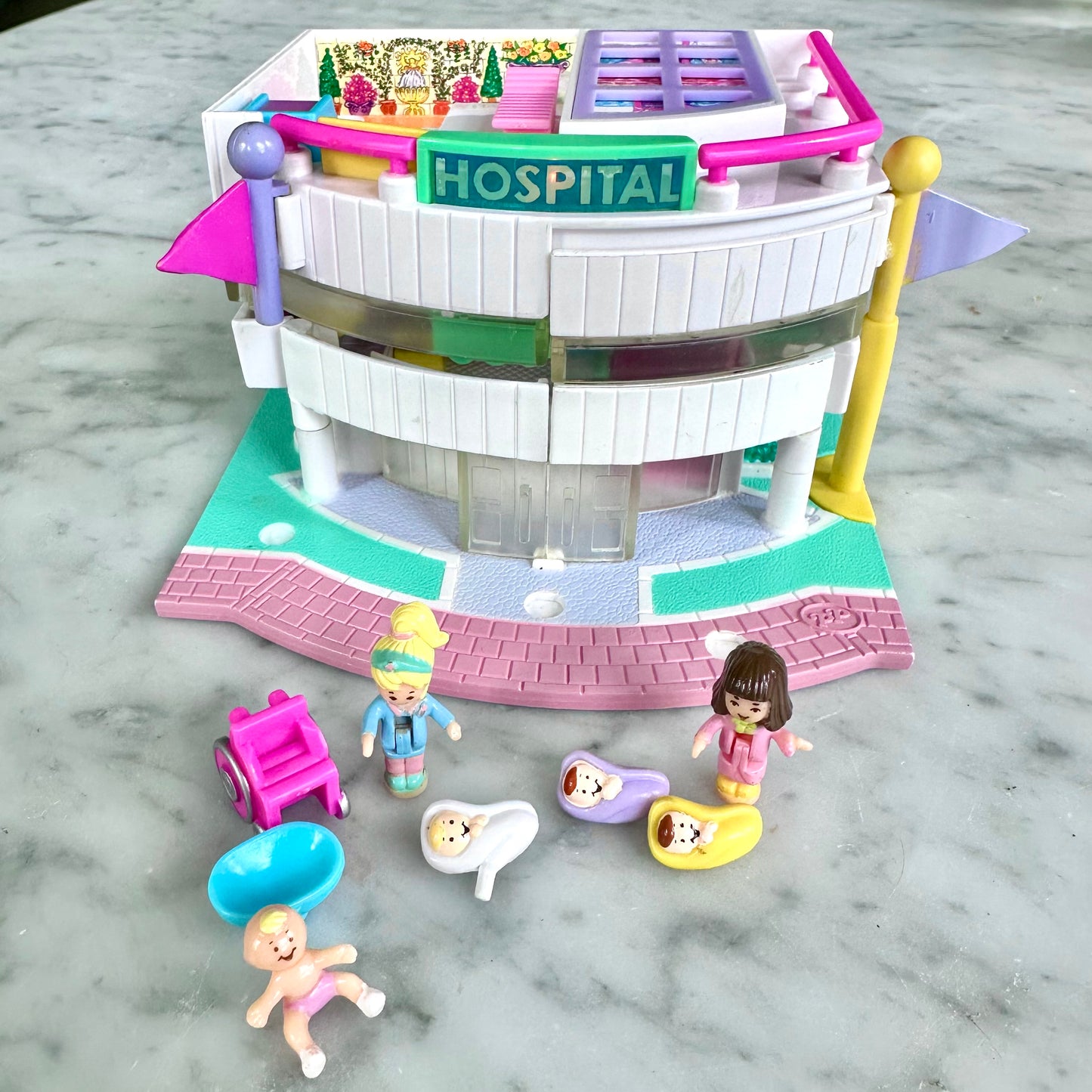 1995 Polly Pocket Children’s Hospital 100% Complete
