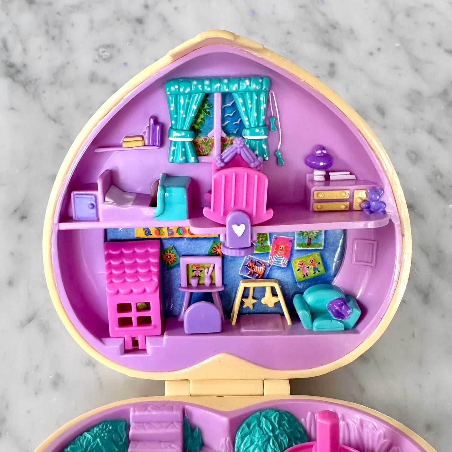 1994 Polly Pocket Strollin’ Baby Playtime Fun Playset