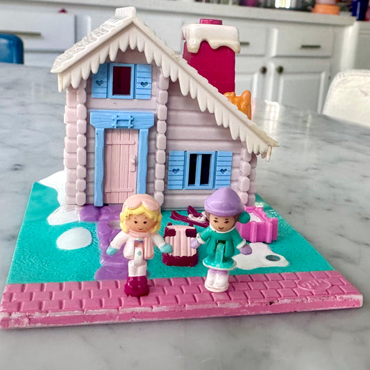 1993 Polly Pocket Polly’s Ski Lodge