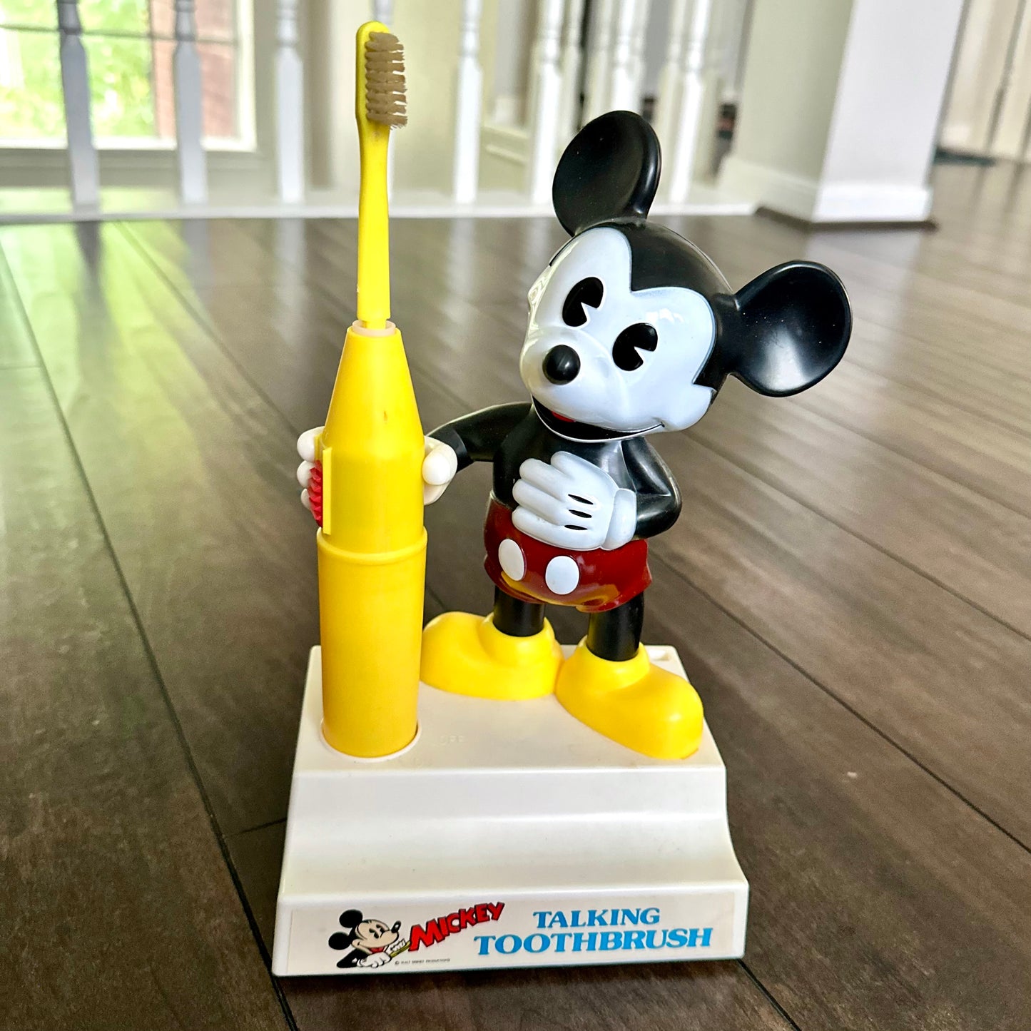 Vintage Mickey Mouse Talking Toothbrush *READ