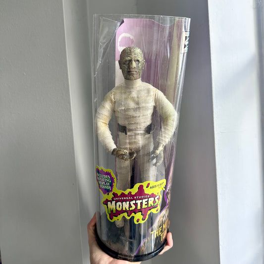2000 Universal Studios Monsters “The Mummy’s Tomb” Figure