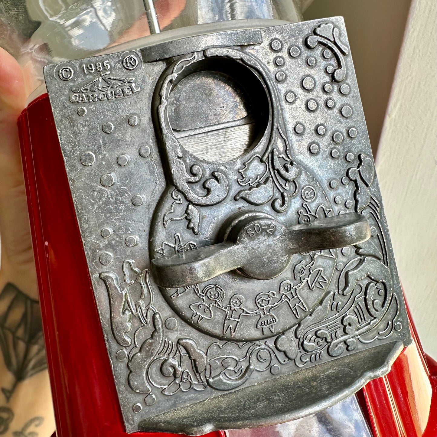 1985 Carousel Gumball Machine