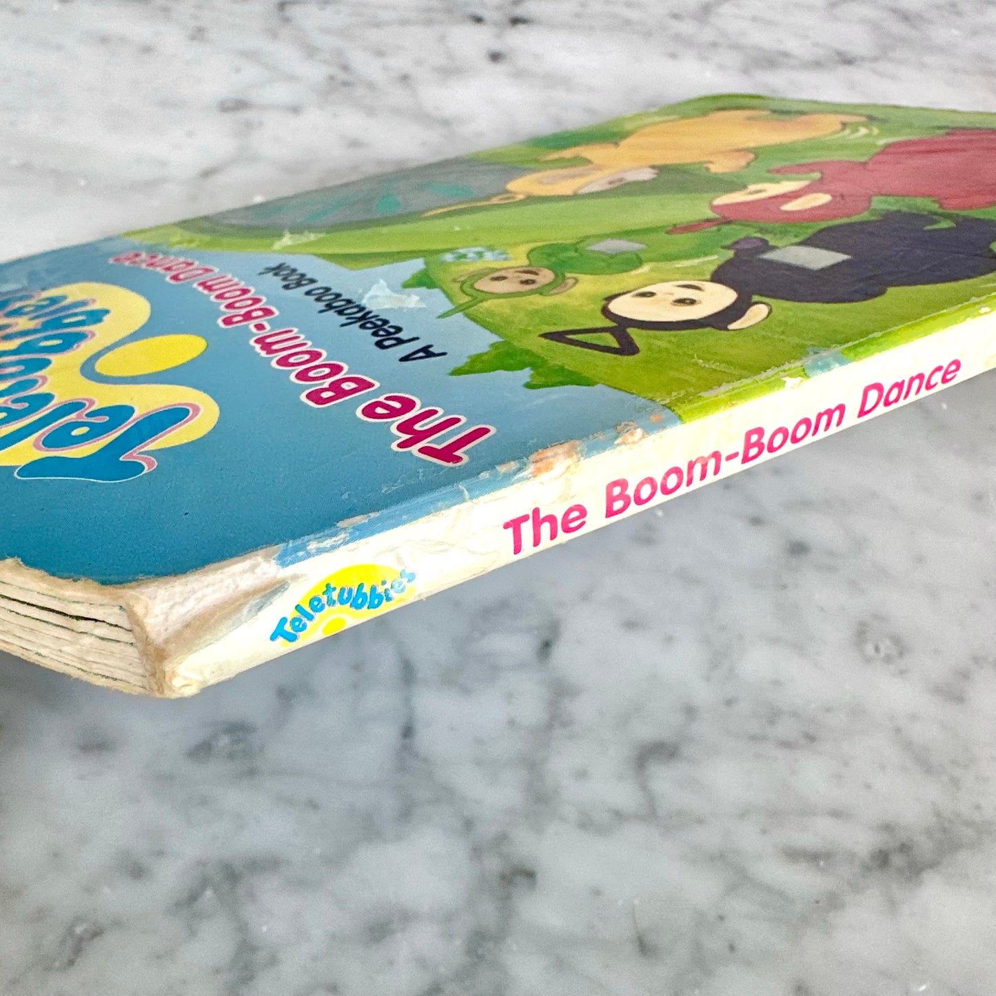 1999 Teletubbies “The Boom Boom Dance” A Peek-a-Boo Book