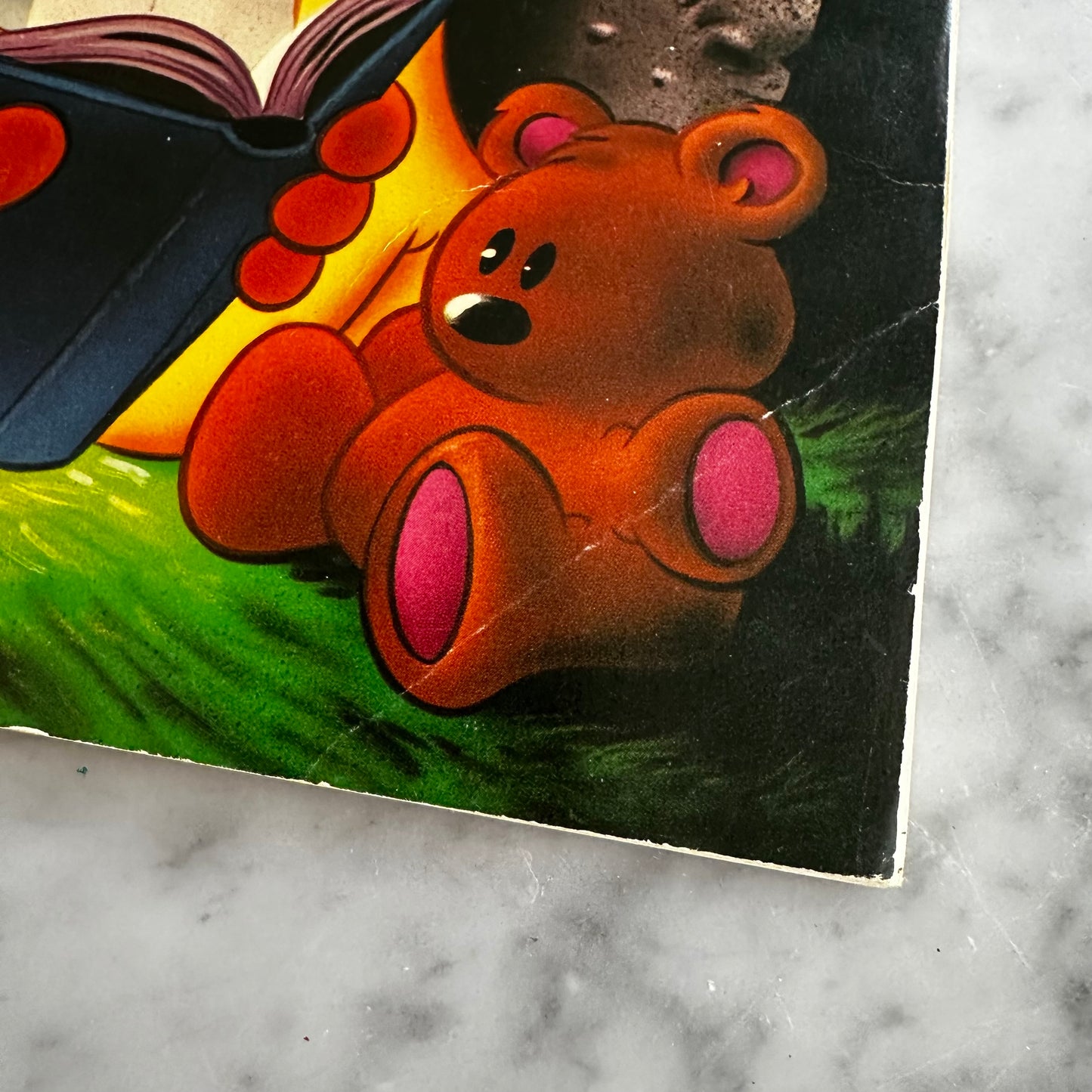 1990 Garfield’s Scary Tales Book