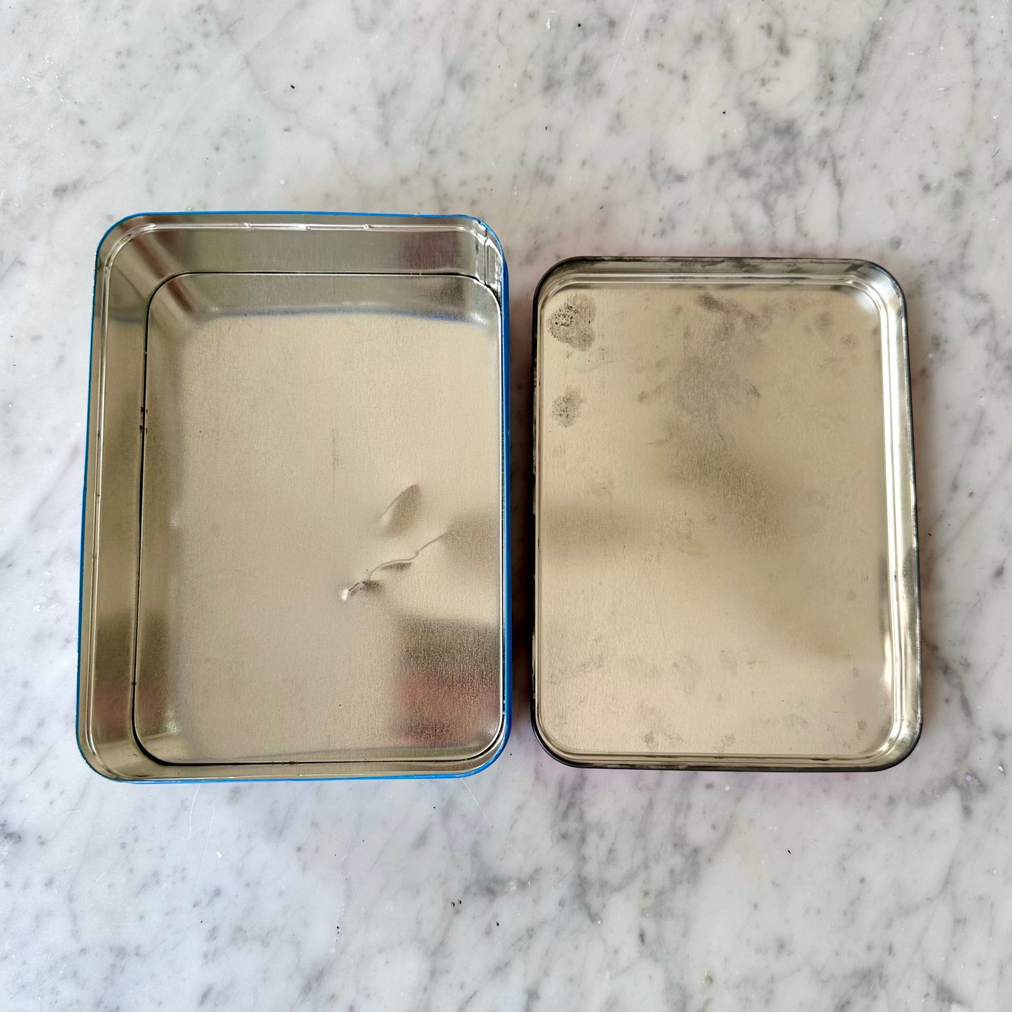 90’s Lisa Frank Rainbow Chaser Tin