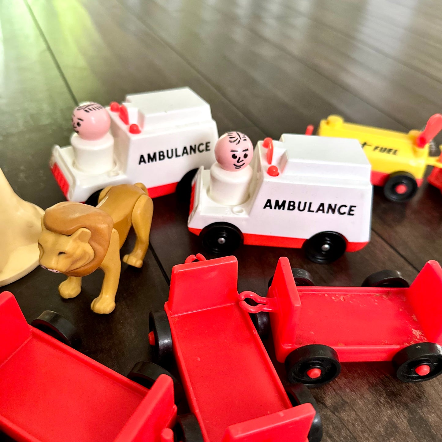 Vintage Fisher Price Little People Lot
