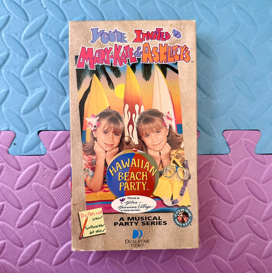 You’re Invited to Mary Kate and Ashley’s Hawaiian Beach Party VHS