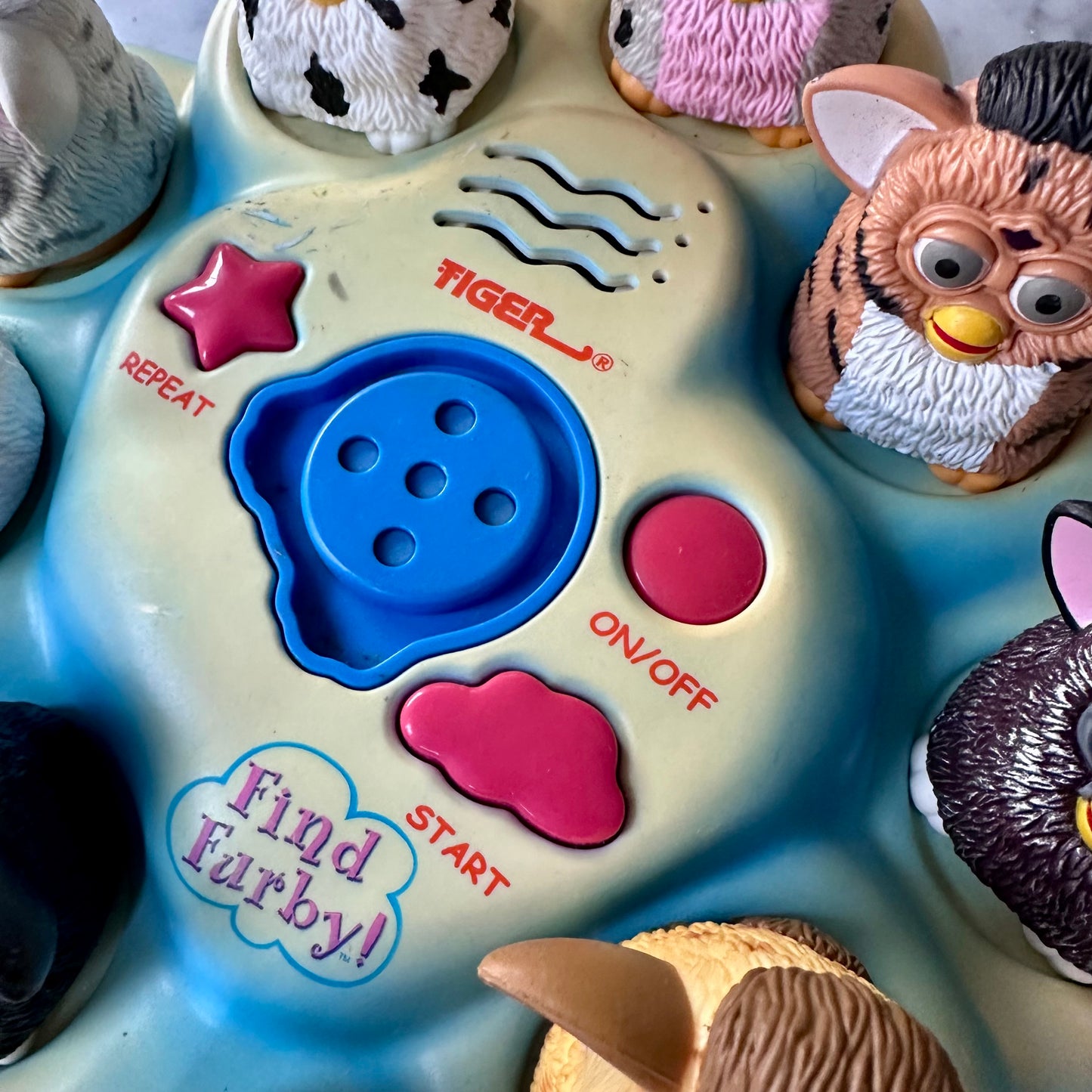 1999 Find Furby Game