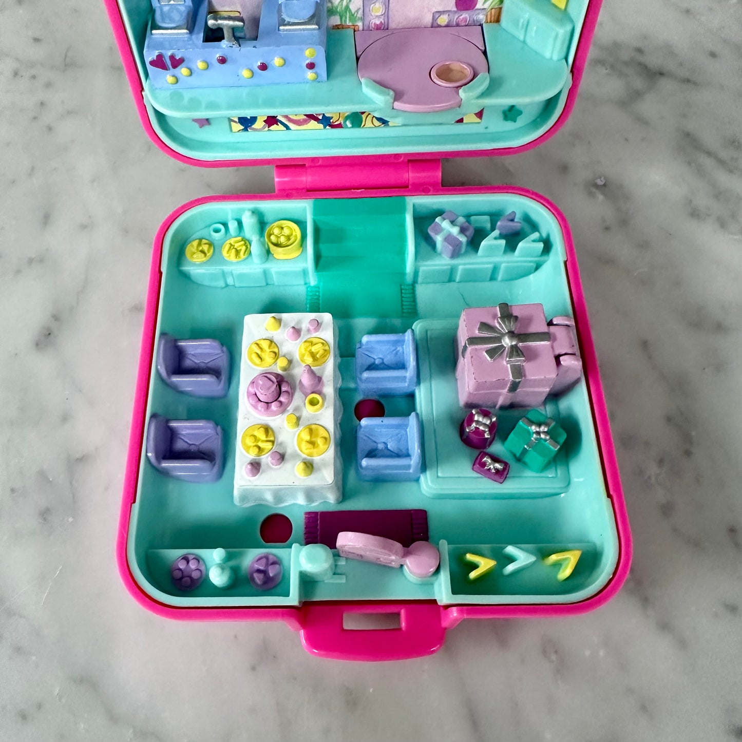 1989 Polly Pocket Partytime Surprise