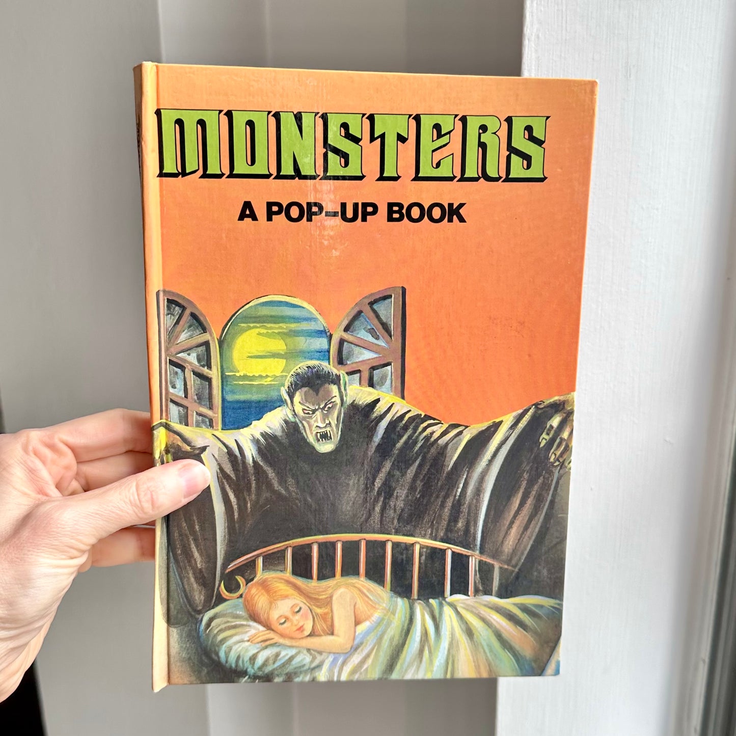 1987 Monsters “A Pop-Up Book”