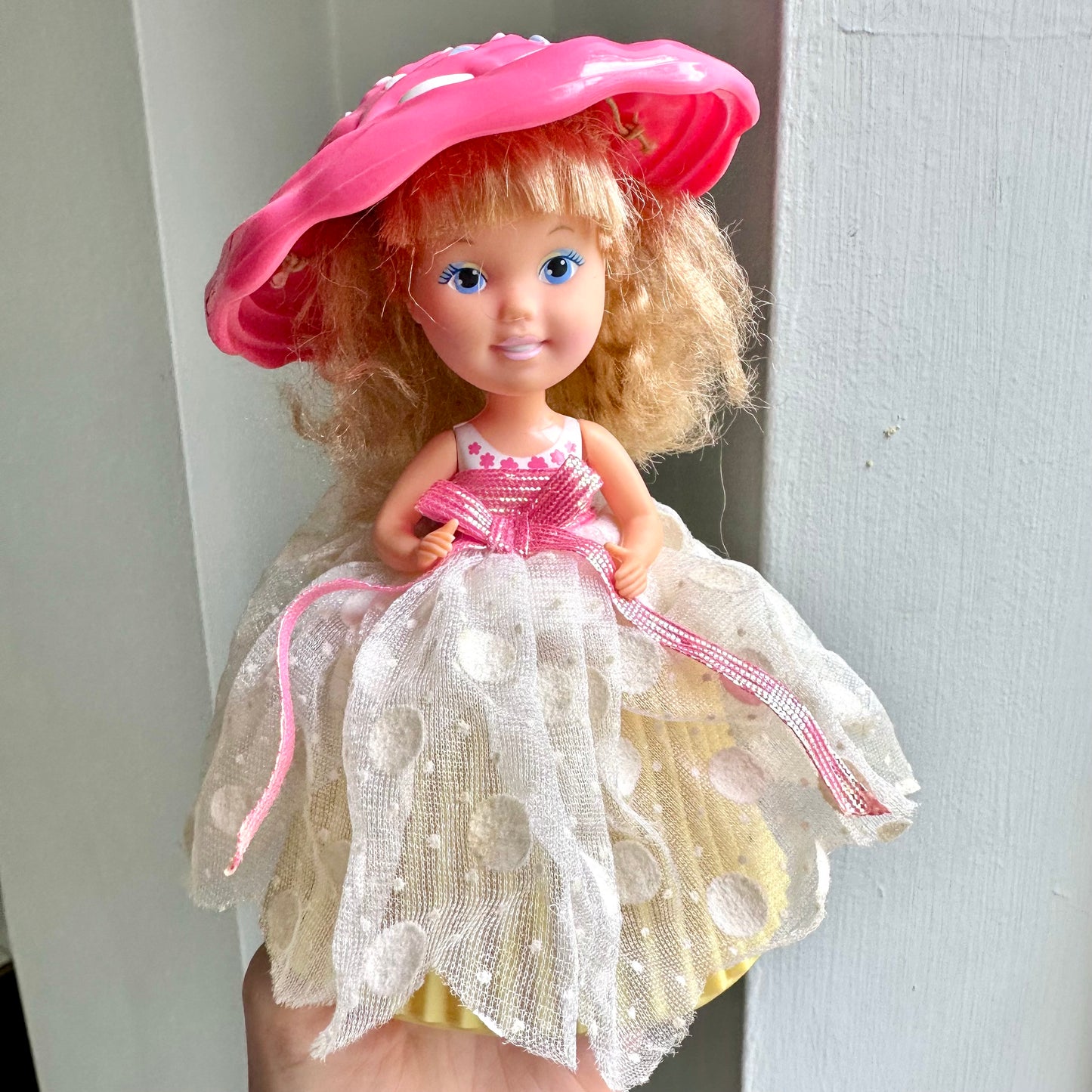 1990 Cupcake Surprise “Gum Drop” Doll