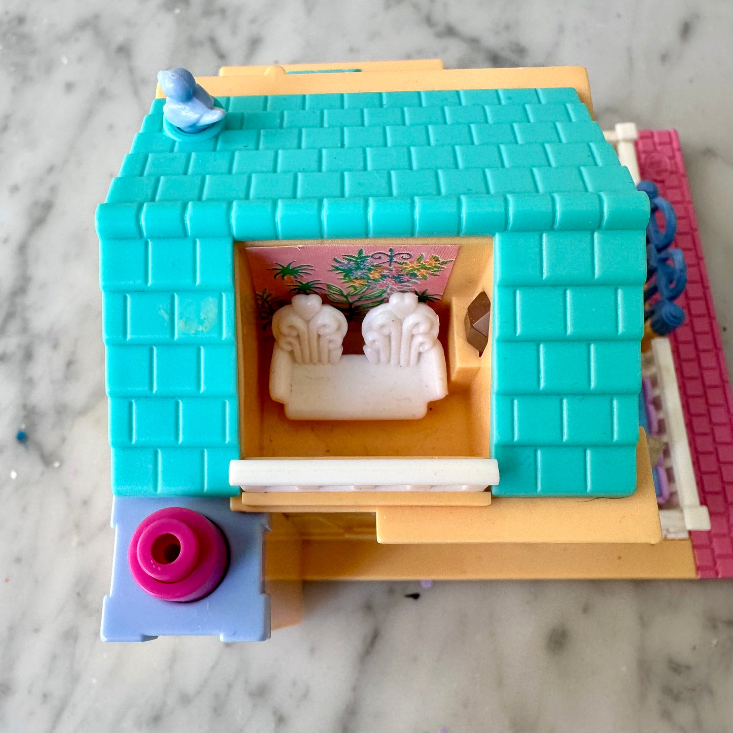 1994 Polly Pocket Light Up Hotel