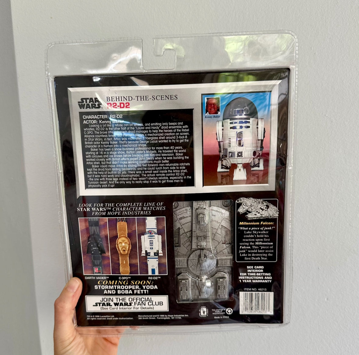 1996 Star Wars R2-D2 Watch w/ Millenium Falcon Case