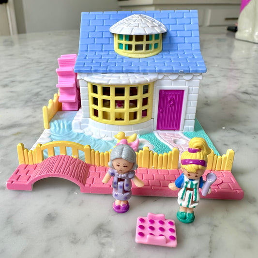 1994 Polly Pocket Grandma’s Cottage 100% Complete