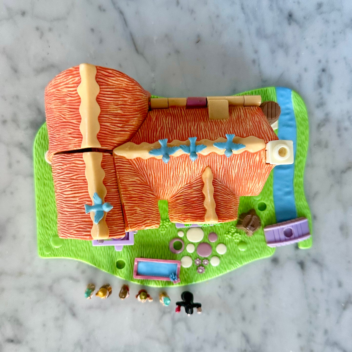 1995 Polly Pocket Snow White and the Seven Dwarfs Playset