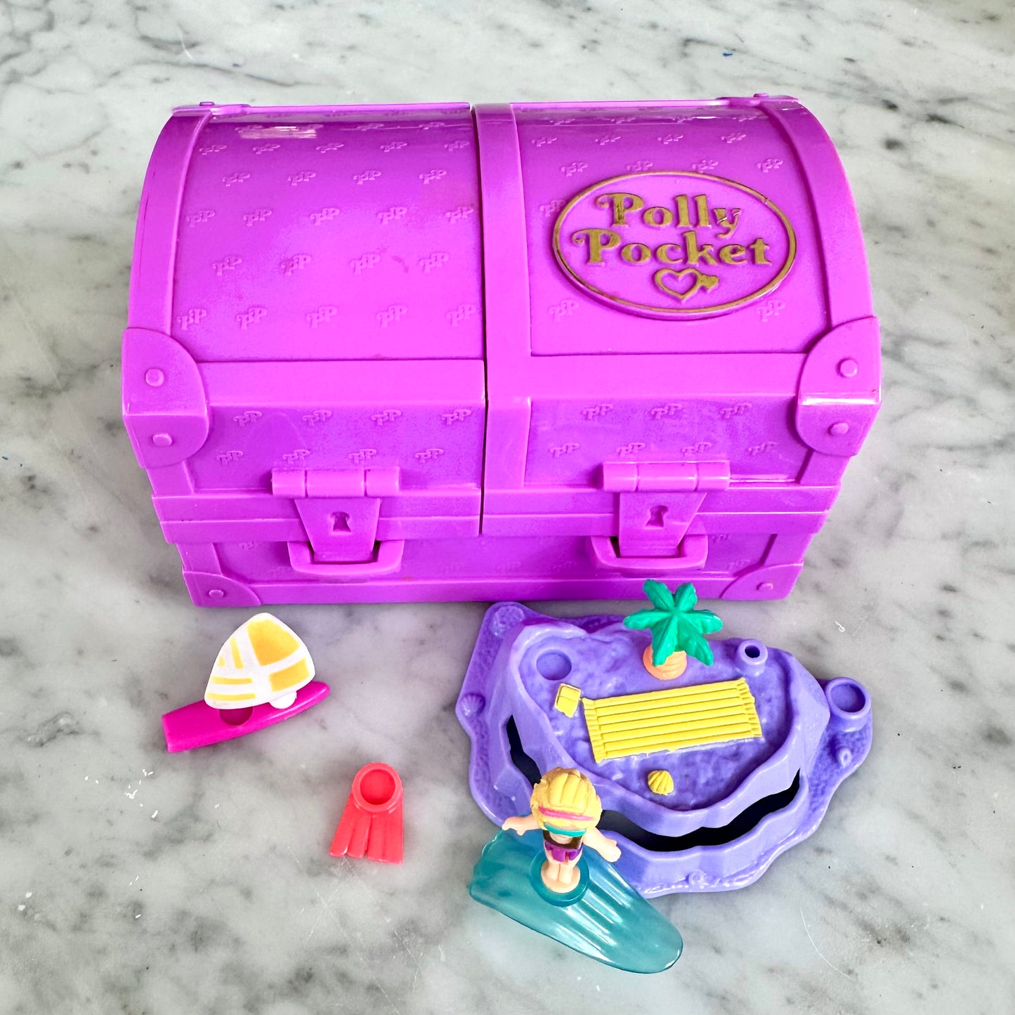 1996 Polly Pocket Surf n’ Swim Island