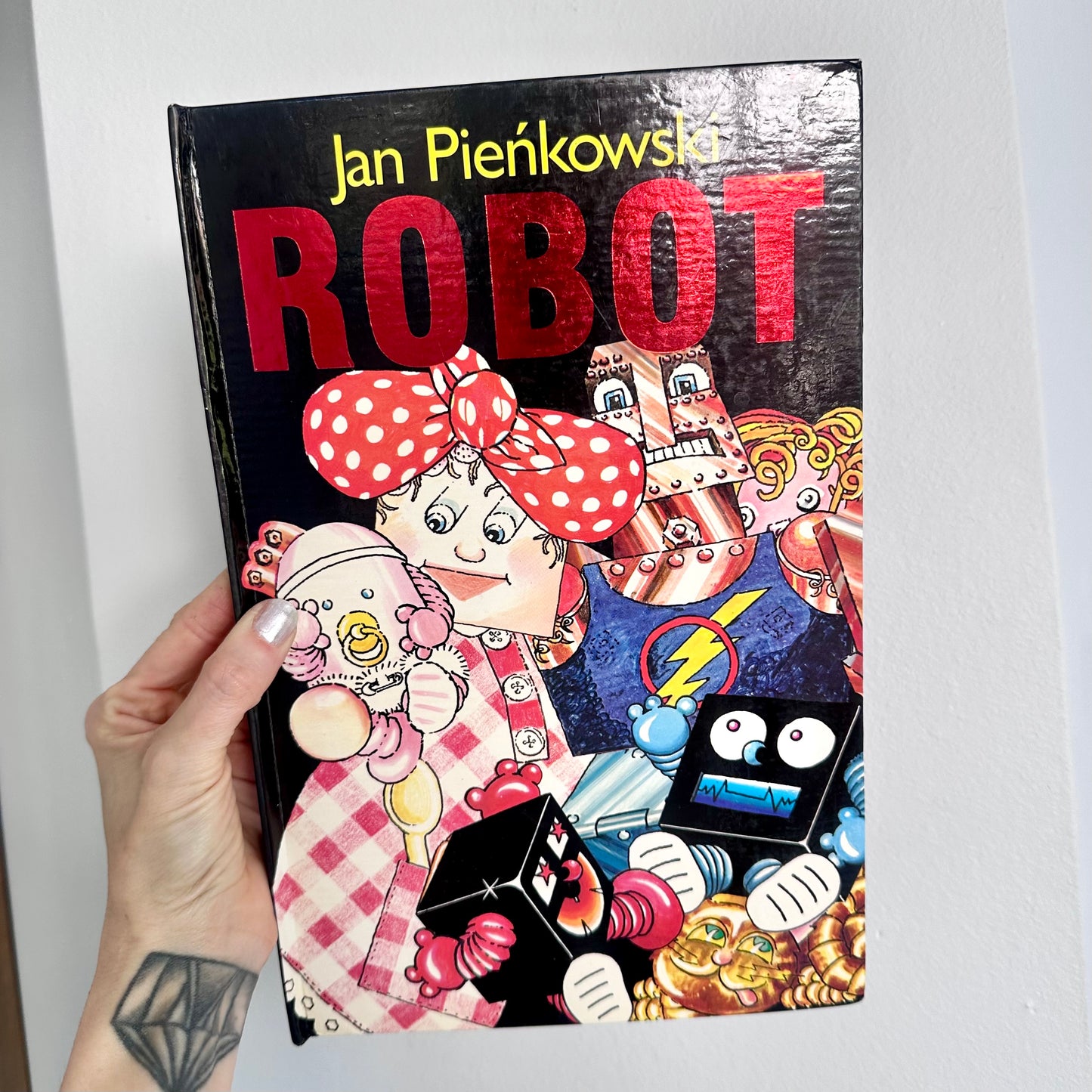 1981 First Edition Robot Pop-Up Book by Jan Pienkowski
