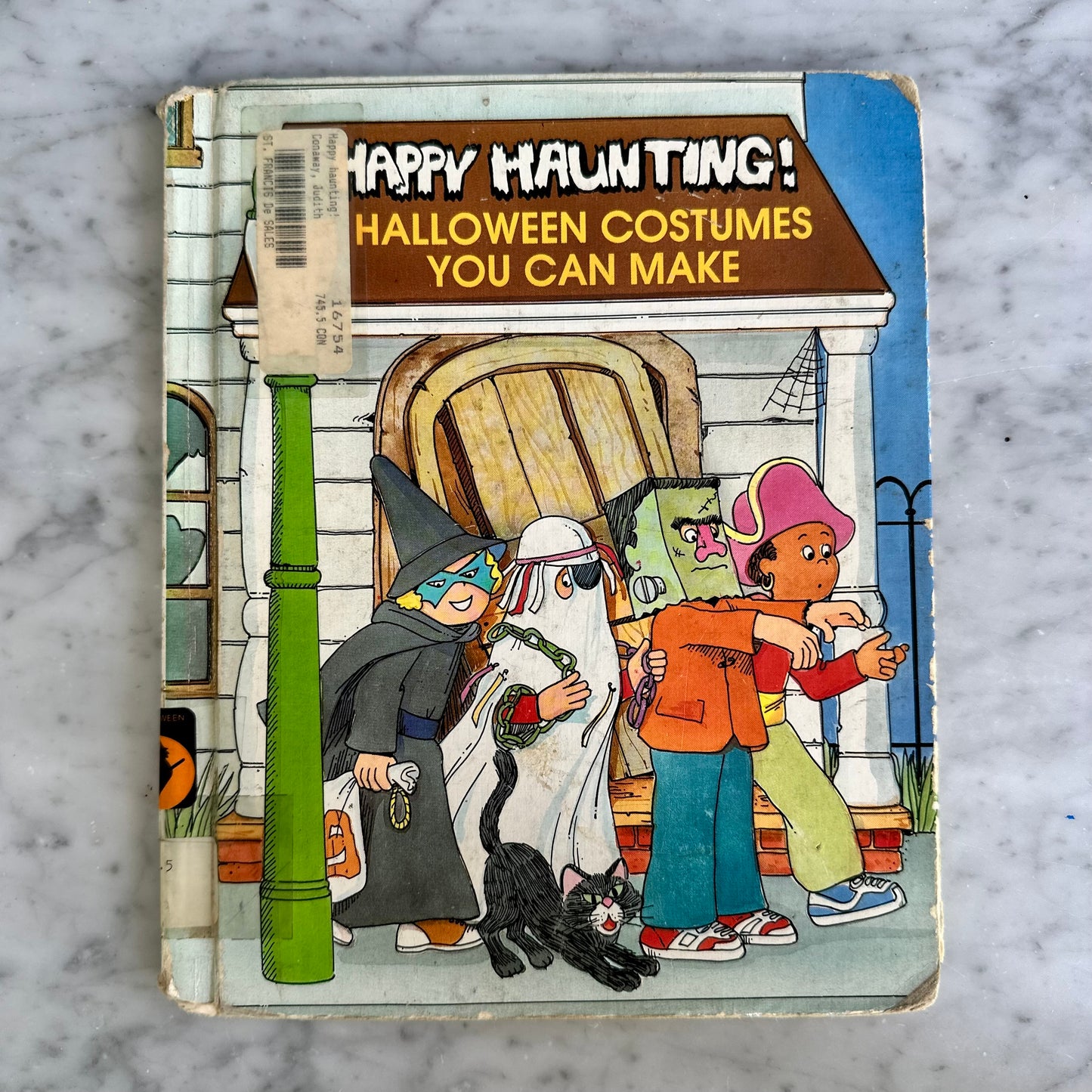 Vintage Happy Haunting! “Halloween Costumes You Can Make” Book