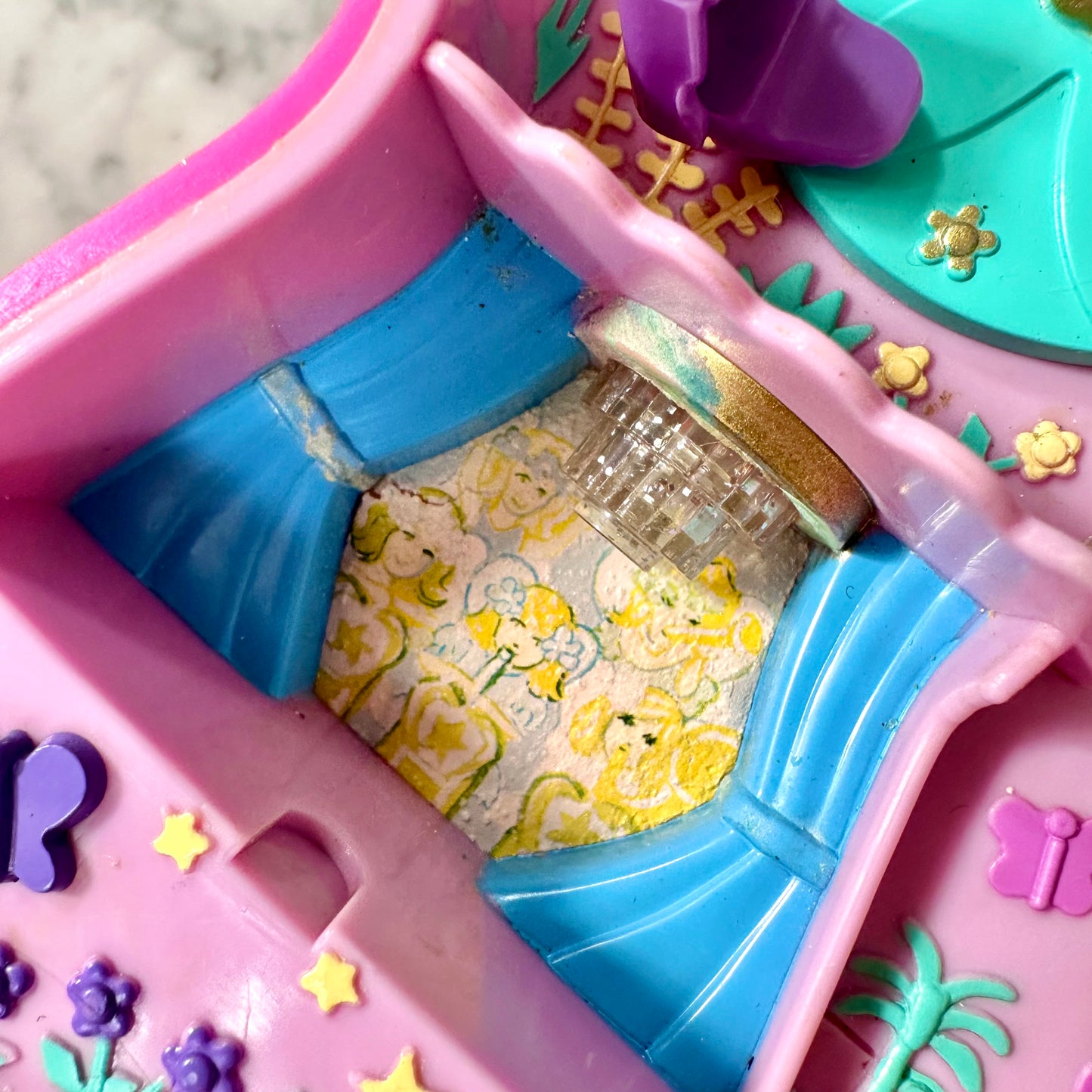 1993 Polly Pocket Fairylight Wonderland Compact Damaged