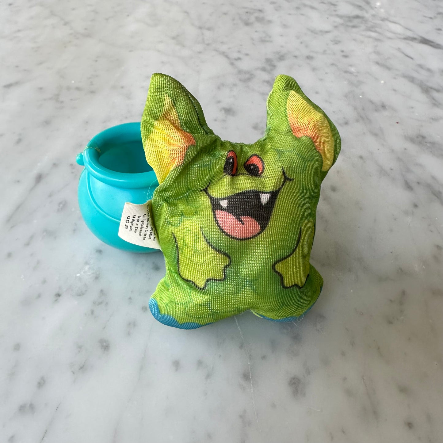 1989 Smooshes “Monster In Cauldron Toy