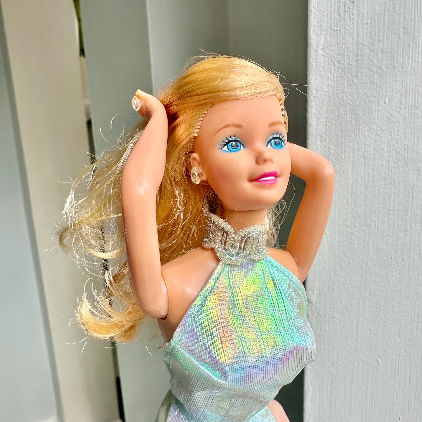 1985 Magic Moves Barbie